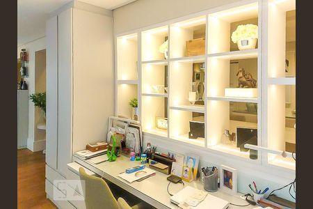 Escritório de apartamento à venda com 4 quartos, 180m² em Jardim Paulista, São Paulo