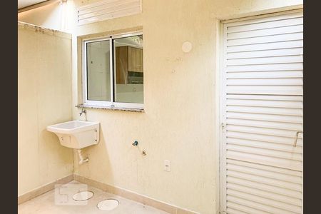 Casa de Condomínio para alugar com 3 quartos, 120m² em Vargem Grande, Rio de Janeiro