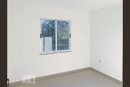 Casa de Condomínio para alugar com 3 quartos, 120m² em Vargem Grande, Rio de Janeiro