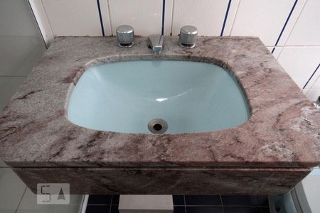 Banheiro de kitnet/studio à venda com 1 quarto, 35m² em Campos Elíseos, São Paulo