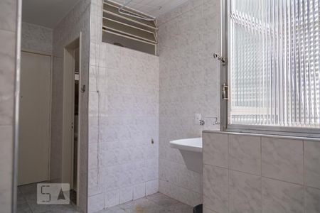 Apartamento à venda com 130m², 3 quartos e 1 vagaÁrea de Serviço