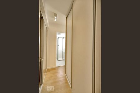 Apartamento à venda com 125m², 3 quartos e 4 vagasCloset da suíte