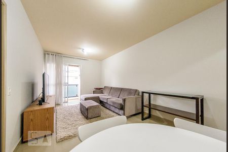 Sala de apartamento à venda com 1 quarto, 75m² em Vila Itapura, Campinas