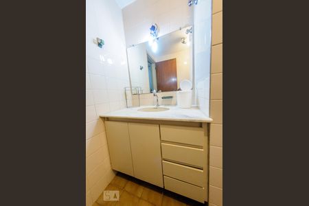 Apartamento à venda com 75m², 1 quarto e sem vagaBanheiro - Armário