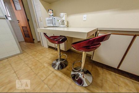 Apartamento à venda com 75m², 1 quarto e sem vagaCozinha - Banquetas