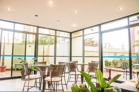 Apartamento à venda com 75m², 1 quarto e sem vagaÁrea Comum - Salão de Festas