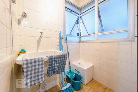 Apartamento à venda com 75m², 1 quarto e sem vagaÁrea de Serviço