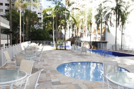 Apartamento para alugar com 63m², 1 quarto e 1 vagaPiscina