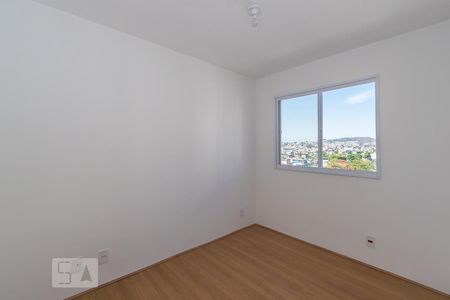 Quarto 1 de apartamento à venda com 2 quartos, 47m² em Cordovil, Rio de Janeiro