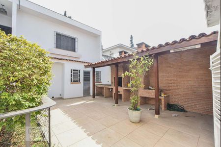 Casa à venda com 330m², 4 quartos e 5 vagasVaranda Gourmet
