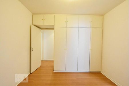 Casa à venda com 330m², 4 quartos e 5 vagasSuíte 03
