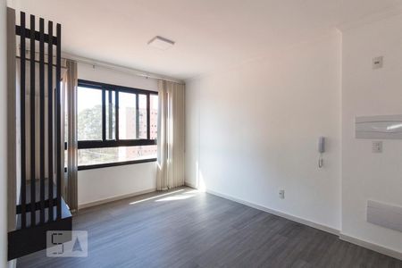 Sala de kitnet/studio para alugar com 1 quarto, 32m² em Mirandópolis, São Paulo