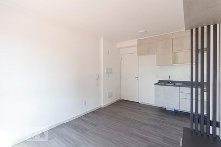 Sala de kitnet/studio para alugar com 1 quarto, 32m² em Mirandópolis, São Paulo