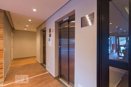 Studio para alugar com 32m², 1 quarto e sem vagaHall social