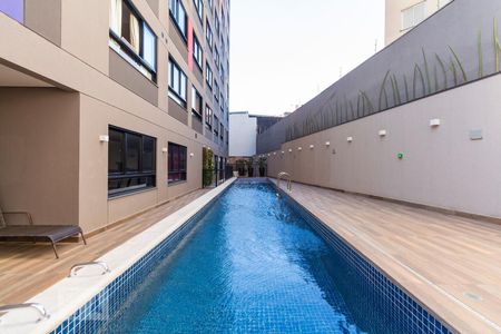 Studio para alugar com 32m², 1 quarto e sem vagaPiscina