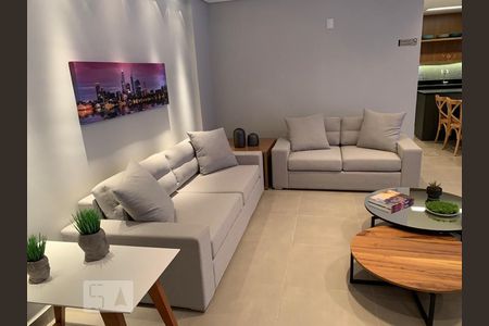 Studio para alugar com 32m², 1 quarto e sem vaga Studio para alugar com 32m², 1 quarto e sem vagaSalão de Festas