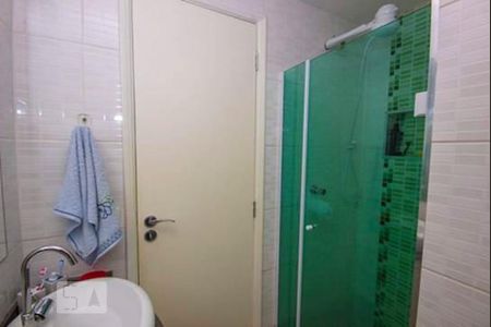 Banheiro Social de apartamento à venda com 2 quartos, 50m² em Chácara Inglesa, São Paulo