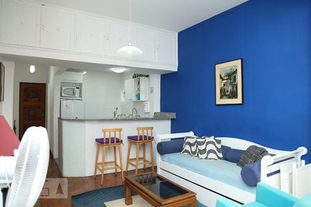Sala de apartamento para alugar com 1 quarto, 46m² em Copacabana, Rio de Janeiro