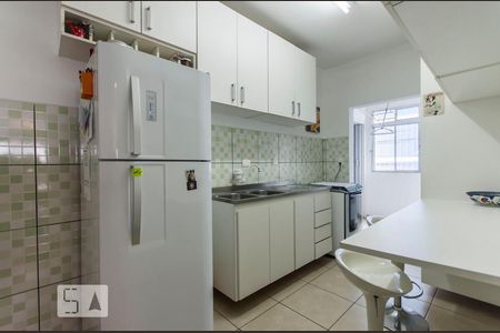 Apartamento à venda com 87m², 2 quartos e 1 vagaCozinha