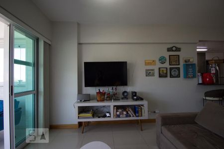 Apartamento para alugar com 74m², 2 quartos e 1 vagaSala