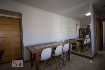 Apartamento para alugar com 74m², 2 quartos e 1 vagaSala