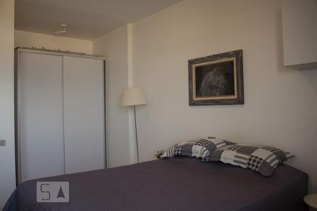 Apartamento para alugar com 70m², 2 quartos e 1 vagaSuíte