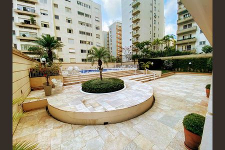 Apartamento para alugar com 109m², 2 quartos e 1 vaga Apartamento para alugar com 109m², 2 quartos e 1 vagaPiscina