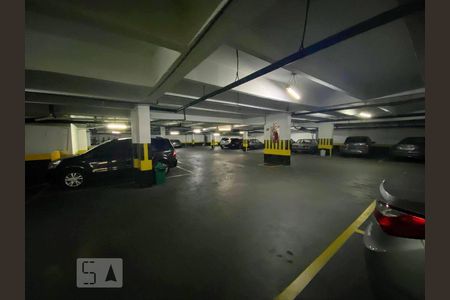 Apartamento para alugar com 109m², 2 quartos e 1 vaga Apartamento para alugar com 109m², 2 quartos e 1 vagaGaragem