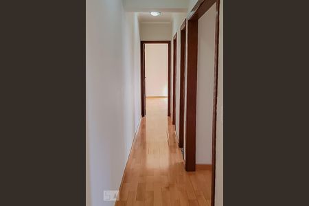 Apartamento para alugar com 76m², 3 quartos e 2 vagasCorredor