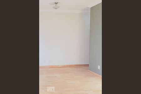Sala de apartamento para alugar com 3 quartos, 76m² em Parque das Nações, Santo André