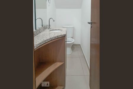 Casa de condomínio à venda com 62m², 2 quartos e 2 vagasLavabo