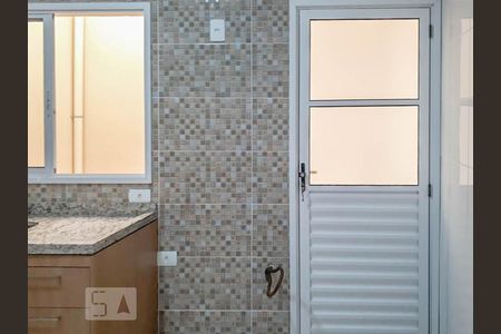 Casa de condomínio à venda com 62m², 2 quartos e 2 vagasCozinha