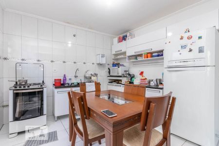 Casa à venda com 180m², 3 quartos e 4 vagas