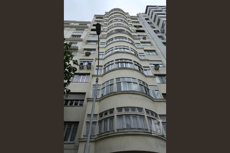 Apartamento para alugar com 175m², 4 quartos e sem vagaFachada 
