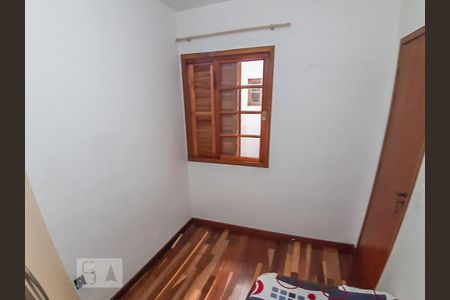 Casa à venda com 140m², 3 quartos e 4 vagas Casa à venda com 140m², 3 quartos e 4 vagasQuarto 2