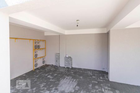 Bicicletário e estacionamento de motos de apartamento para alugar com 2 quartos, 48m² em Vila Isolina Mazzei, São Paulo