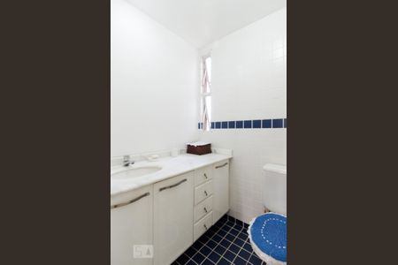 Apartamento à venda com 69m², 3 quartos e 1 vaga Apartamento à venda com 69m², 3 quartos e 1 vagaBanheiro