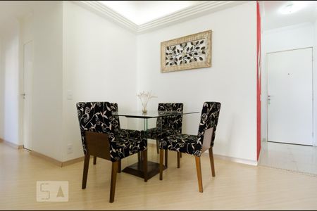 Apartamento à venda com 69m², 3 quartos e 1 vaga Apartamento à venda com 69m², 3 quartos e 1 vagaSala
