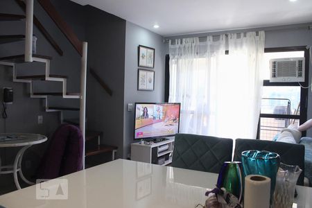 Sala de apartamento à venda com 2 quartos, 72m² em Barra da Tijuca, Rio de Janeiro