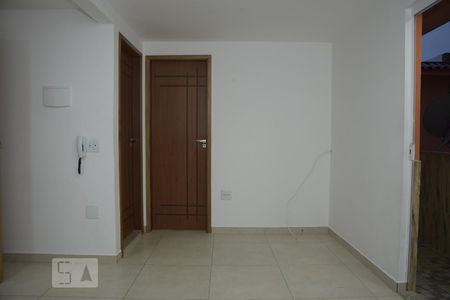 Sala de casa de condomínio à venda com 1 quarto, 63m² em Pechincha, Rio de Janeiro