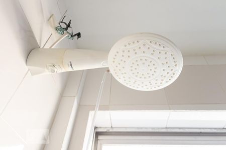 Casa à venda com 230m², 3 quartos e 2 vagasChuveiro 