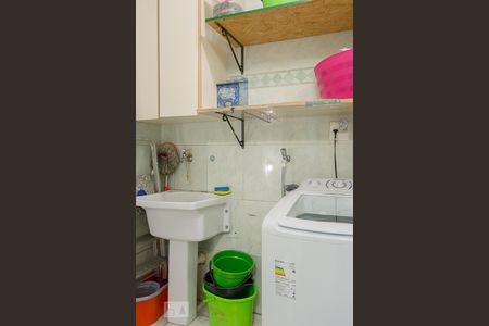 Casa à venda com 230m², 3 quartos e 2 vagasLavanderia