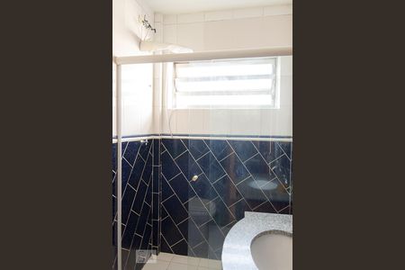 Casa à venda com 230m², 3 quartos e 2 vagasBanheiro 2