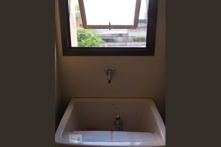 Apartamento para alugar com 42m², 1 quarto e 1 vagaArea de Serviços