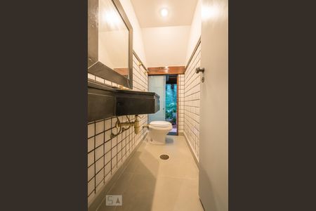 Lavabo de casa à venda com 3 quartos, 172m² em Vila Cruzeiro, São Paulo