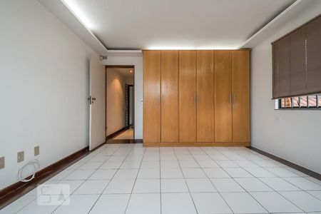 Casa à venda com 172m², 3 quartos e 2 vagas Casa à venda com 172m², 3 quartos e 2 vagasQuarto 3