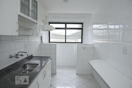 Apartamento à venda com 82m², 2 quartos e 1 vagaCozinha