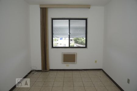 Apartamento à venda com 82m², 2 quartos e 1 vagaQuarto 2