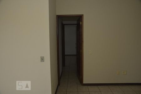 Corredor de apartamento à venda com 2 quartos, 82m² em Taquara, Rio de Janeiro