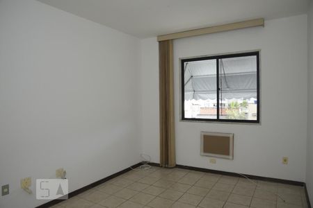Apartamento à venda com 82m², 2 quartos e 1 vagaQuarto 2